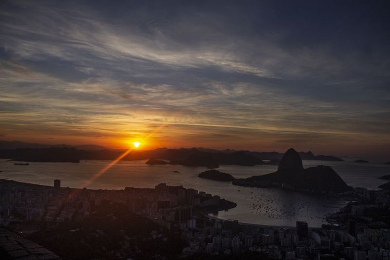 Rio de Janeiro Private Tour - The beautiful sunrise in Rio !!!