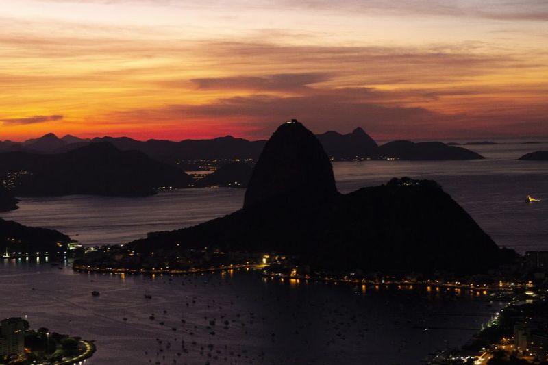 Rio de Janeiro Private Tour - The beautiful sunrise in Rio !!!