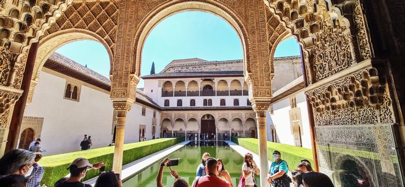 Seville Private Tour - Comares Palace