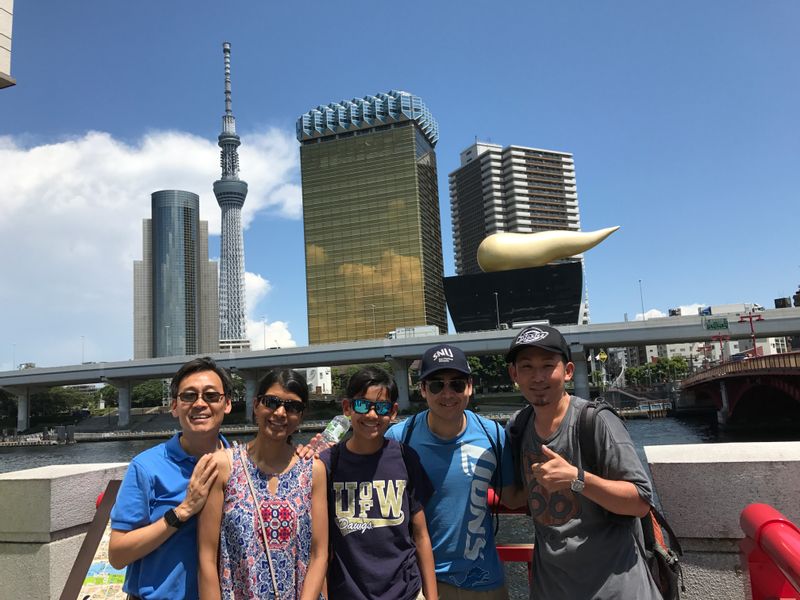 Tokyo Private Tour - the Sumida River in Asakusa