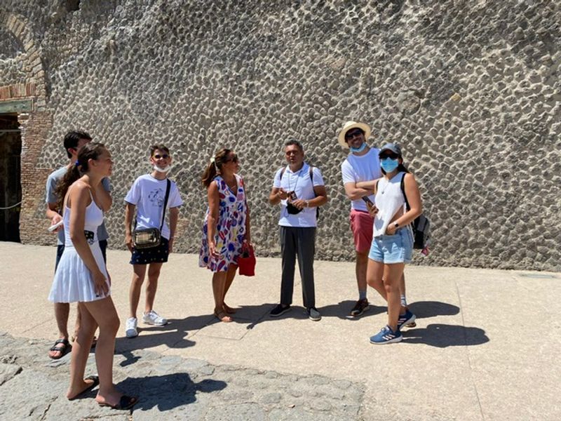 Naples Private Tour - Pompei with a nice family