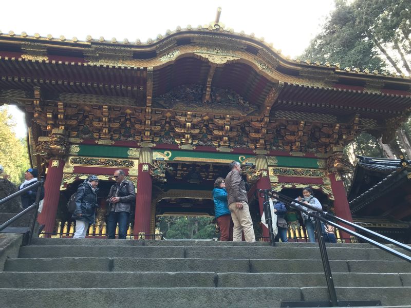 Tokyo Private Tour - Yo-mei-mon, the high light of the Nikko Tour, which is a representation of power of Tokugawa Shogunate. This gate has a nick name of Higurashi-no-mon which means you can spend a whole day to view this gate without getting tired of it!