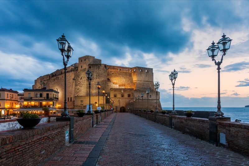 Naples Private Tour - egg castle