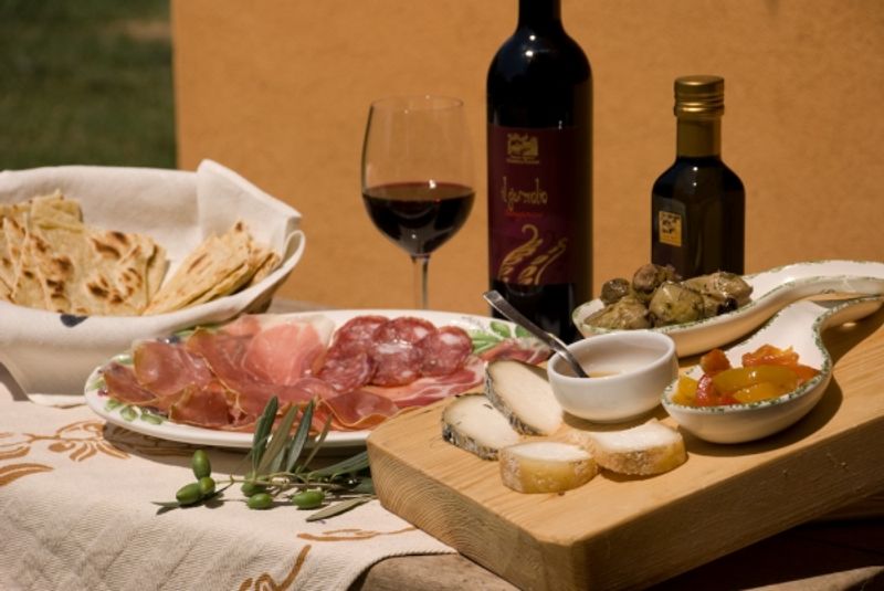 Florence Private Tour - At the wine tasting, wines and local food