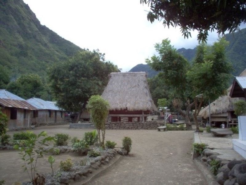 East Nusa Tenggara Private Tour - Traditional village of Lio tribe