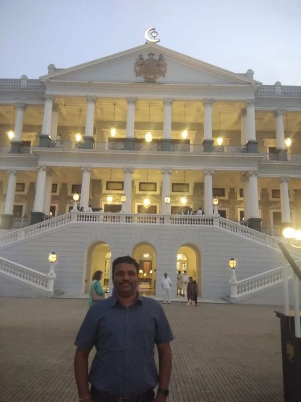 Hyderabad Private Tour - Falaknama palace 