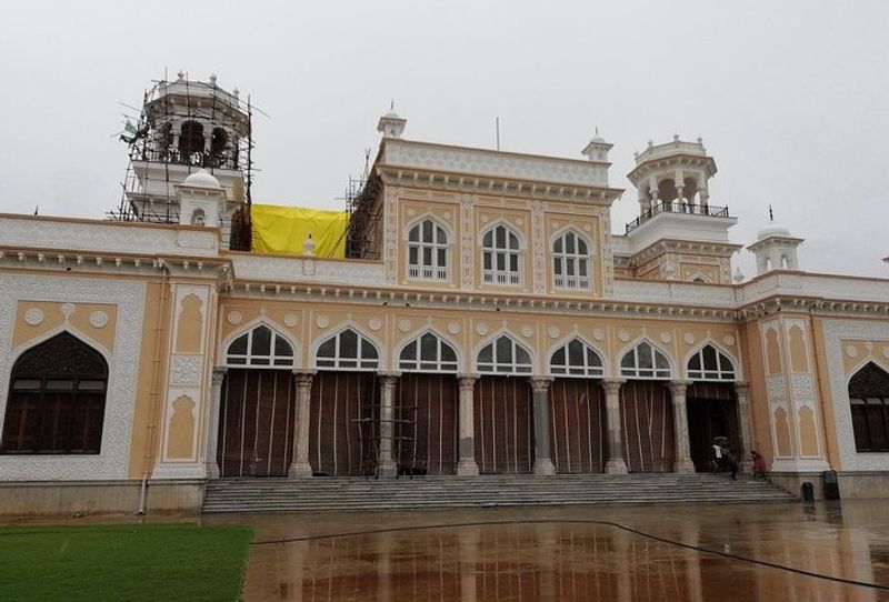 Hyderabad Private Tour - Chowmoholla palace