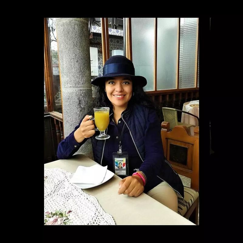 Quito Private Tour - You will find the best flavors and the best spots to enjoy them with Andrea. Let´s taste "Canelazo"!