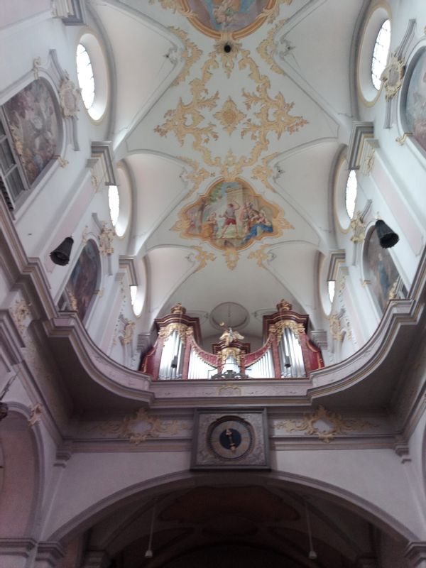 Munich Private Tour - Saint Peter Church, inside, the baroque ceiling