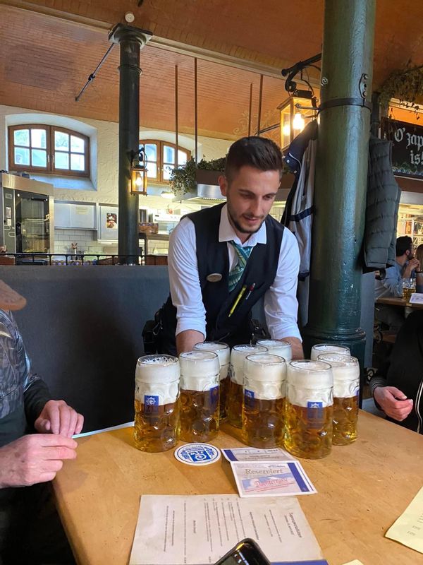 Munich Private Tour - Augustiner Bräustüberl