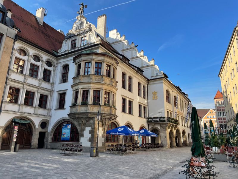 Munich Private Tour - Hofbräuhaus 