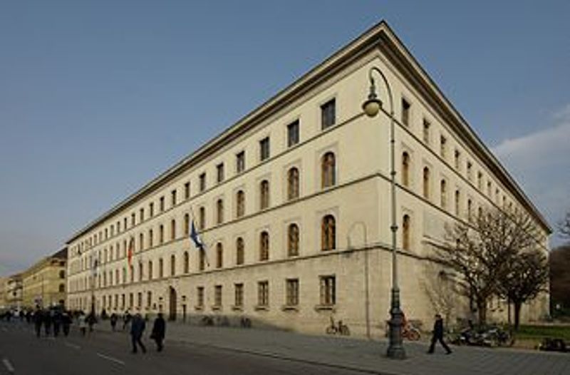 Munich Private Tour - Today's Bavarian Agricultural Ministry was originally built during the Nazi time