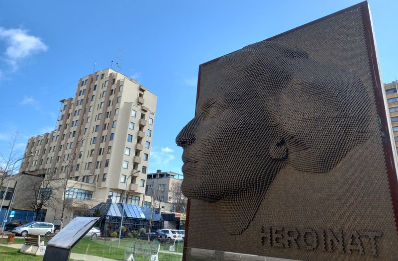 Pristina Private Tour - Heroinat monument dedicated to all women and girls of Kosovo