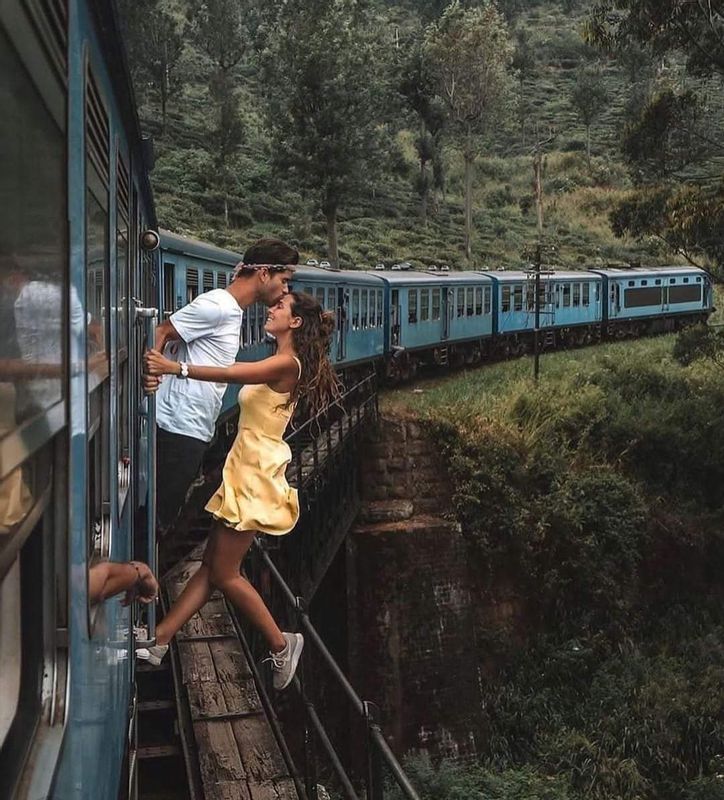 Colombo Private Tour - Train journey to Ella