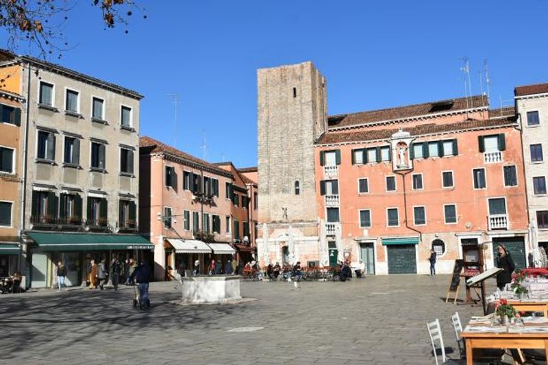 Venice Private Tour - Campo Santa Margherita