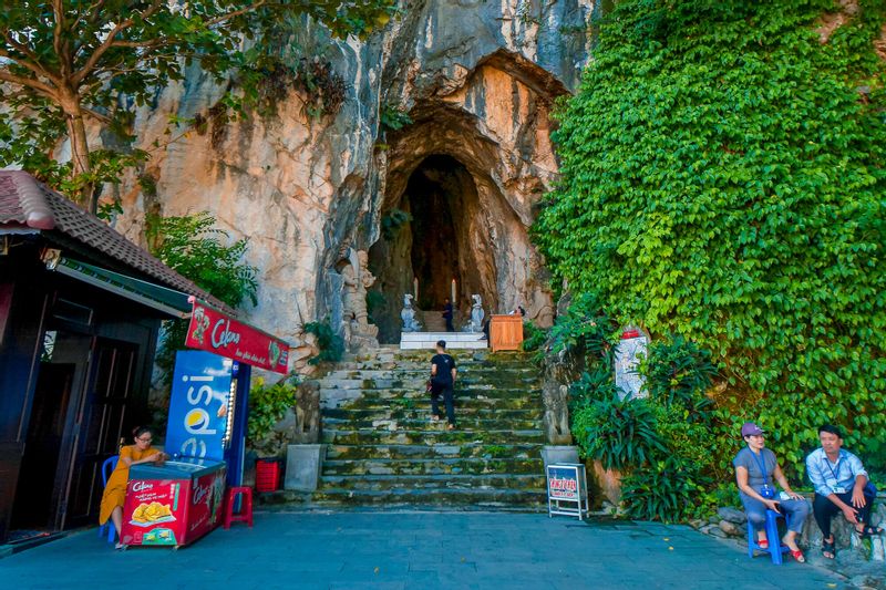 Da Nang Private Tour - marble complex