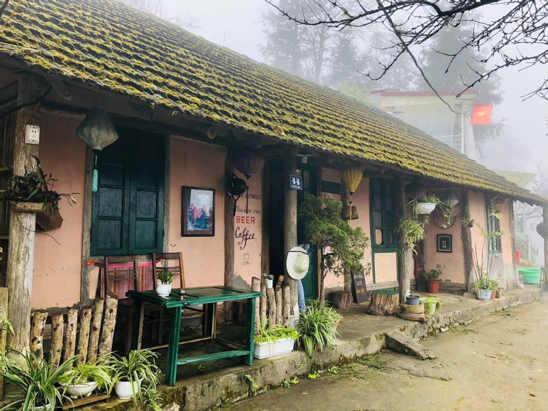 Hanoi Private Tour - sapa homestay