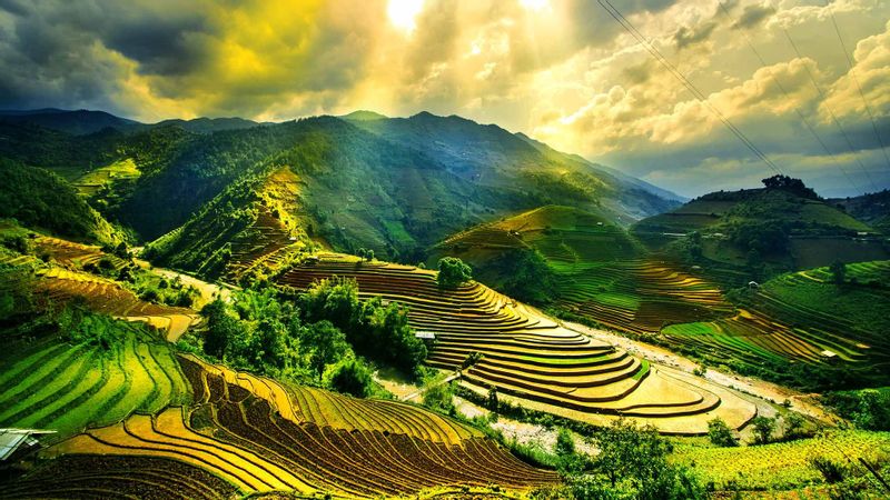 Hanoi Private Tour - sapa in the afternoon