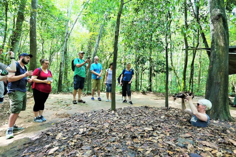 Ho Chi Minh Private Tour - cu chi tunnels