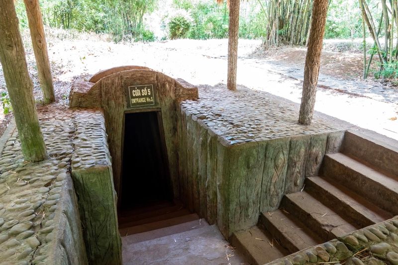 Ho Chi Minh Private Tour - cu chi tunnels