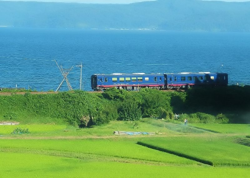 Noto Satoyama-Satoumi Train