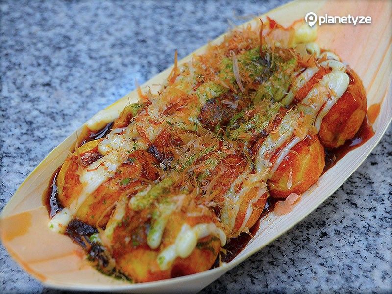 Osaka is Japan’s premier battleground for takoyaki shops! Takoyaki is easy to sample since they can be taken home.
