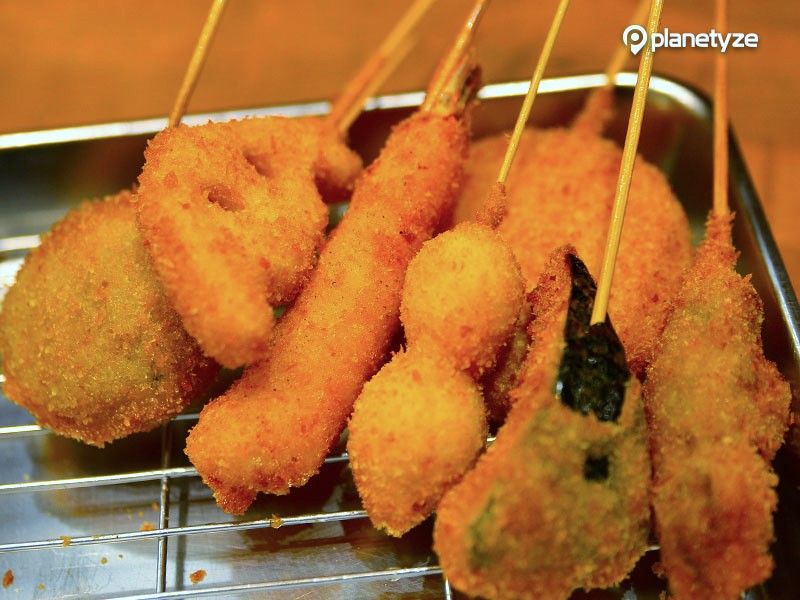 This fried dish is so light that many skewers can be eaten. Beer makes for the perfect accompaniment!