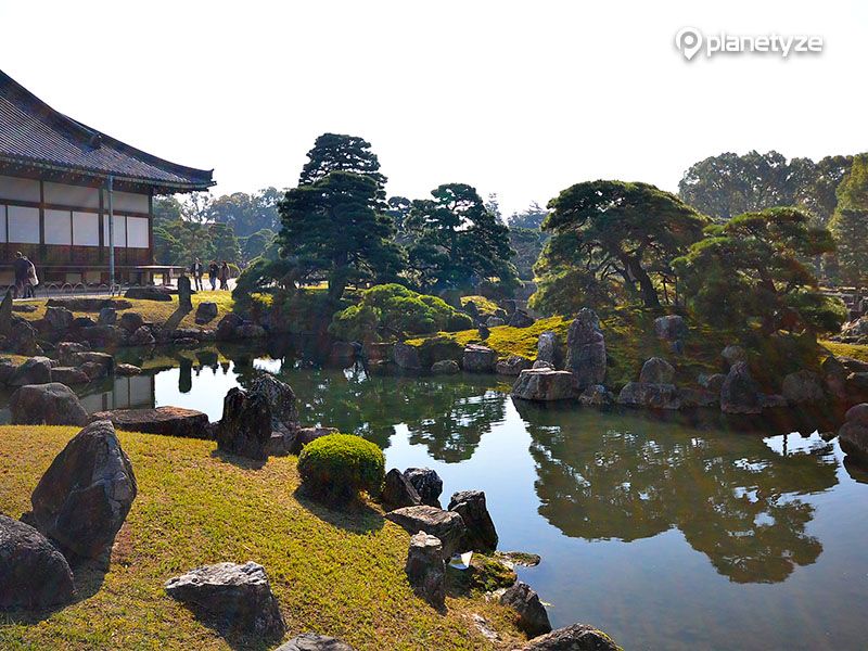 The beautiful gardens of Nijo Castle