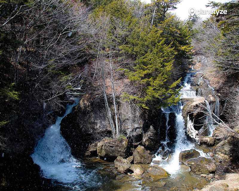 Ryuzu Falls