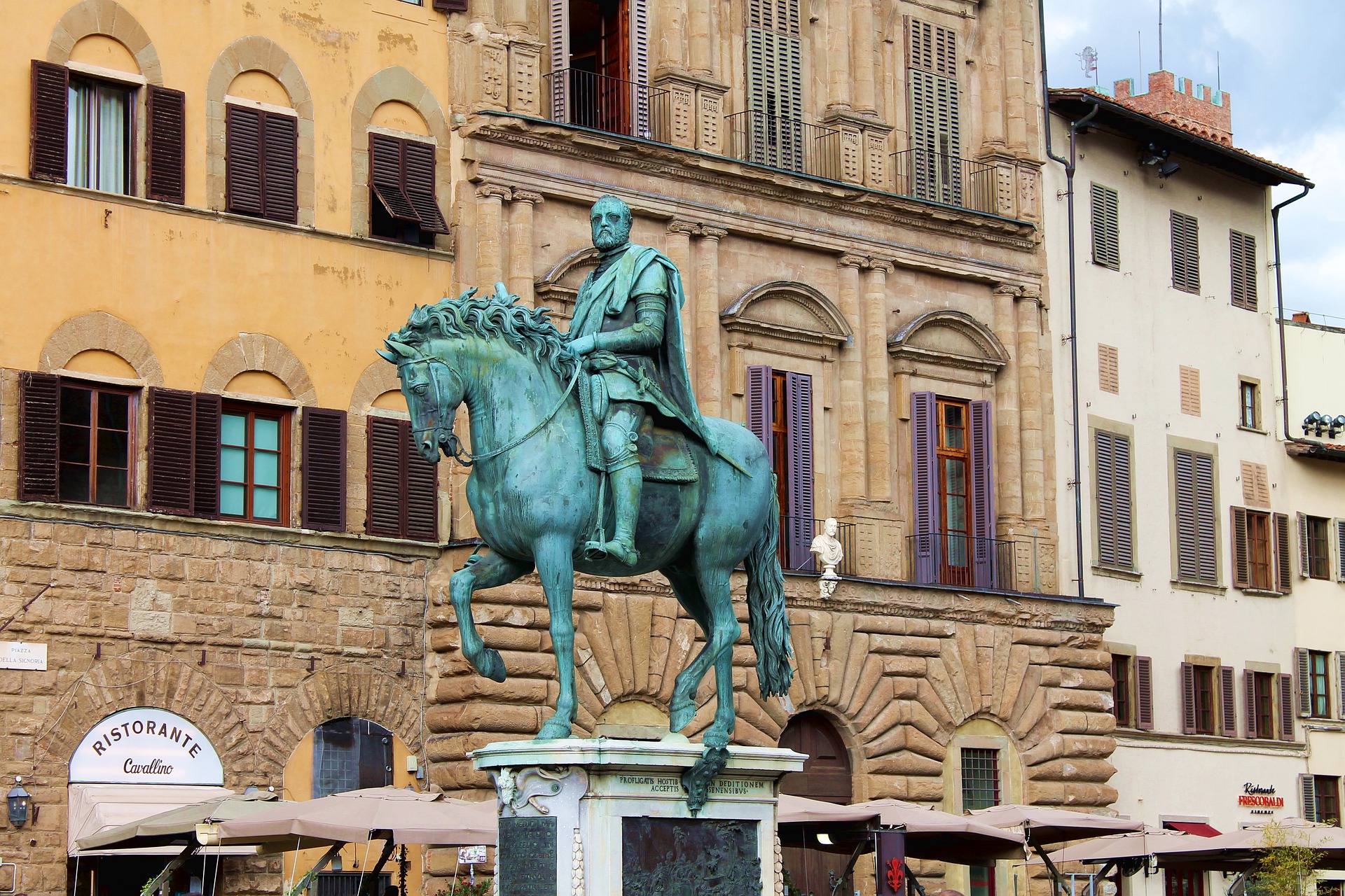 Your In-Depth Guide To The Piazza Della Signoria | GoWithGuide